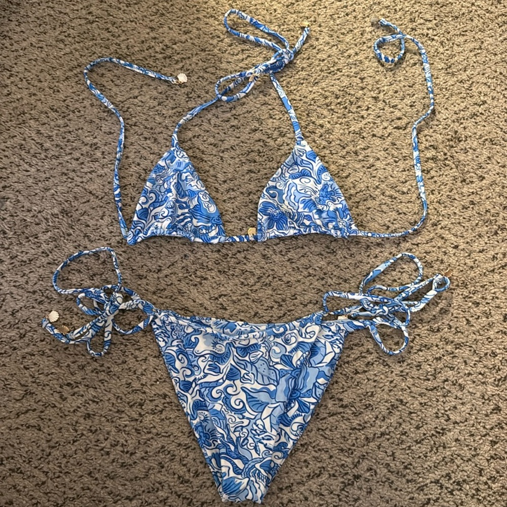 Blackbough string bikini set